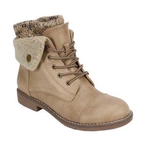 Cliffs by White Mountain Lace Up Boot